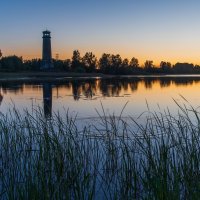 Лебяжье озеро на закате дня. :: Виктор Евстратов