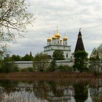 Вид на монастырь в Теряево :: jenia77 Миронюк Женя