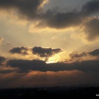 Восход, облака, лучи. :: Валерьян Запорожченко