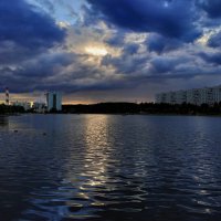 Июльский вечер на пруду :: Андрей Лукьянов