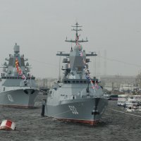 "Бойкий" и "Адмирал флота Касатонов" :: tipchik 