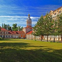 Прогулки по Александро-Невской лавре. Митрополичий корпус. :: Евгений 