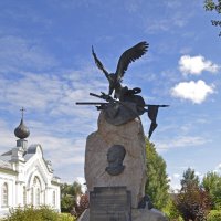 Памятник М.В. Скопин-Шуйскому :: Нина Синица