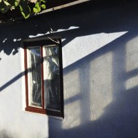 Деревенское окно :: Евгения Македонская