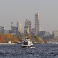 Осень в акватории Химкинского водохранилища. :: Евгений Седов