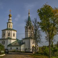 Осенний Владимир.Николо-Галейская церковь :: Сергей Цветков