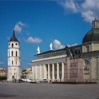 Собор Святого Станислова и колокольня в Вильнюсе :: Shapiro Svetlana 