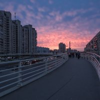 Закат на проспекте Славы Санкт-Петербурга :: Роман Алексеев