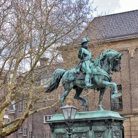 Памятник Вильгельму Оранскому в Гааге :: Nina Karyuk