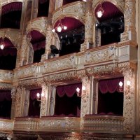 Одесский театр оперы и балета. Вид зала со сцены. :: Юрий Тихонов