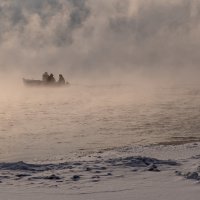 Рыбаки в морозный день. :: Марина Фомина.