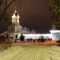 Ночь.Высоцкий мужской монастырь. :: Владимир Гришин