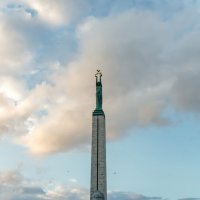 Памятник Свободы. Рига. Латвия. :: Олег Кузовлев