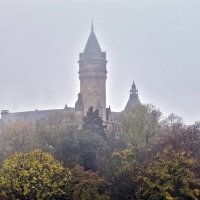 Люксембург в туманном мареве дождя... Плато Бурбон :: Татьяна Ларионова