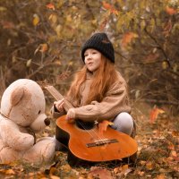 Девочка с гитарой :: Анастасия Войналович