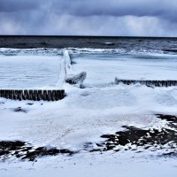 Замерзающее, Балтийское! :: Марина 