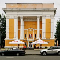 Кинотеатр "Победа"...бывший кинотеатр. :: Ирина Нафаня