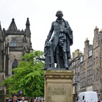 Памятник Адаму Смиту в Эдинбурге :: Тамара Бедай 