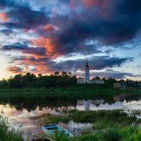вечер на берегу реки Сухона :: Андрей Нестеренко