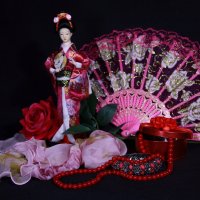 Натюрморт с японской куклой :: Нэля Лысенко