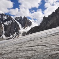 Поверхность ледника Большой Актру :: Спартак Краснопевцев
