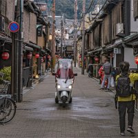 Улица красных фонарей в районе Гион в Киото :: Shapiro Svetlana 