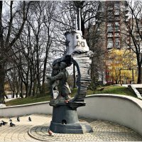 Памятник Александру Маринеско. :: Валерия Комова
