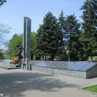 Памятник "Жертвам Чернобыльской аварии" :: Нина Бутко