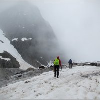 Ледник под пиком Кирпич :: Николай Кувшинов