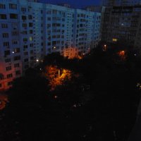 Ночной двор :: Александр Скамо