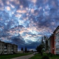 Необычное вечернее небо над Шумилино :: Анатолий Клепешнёв