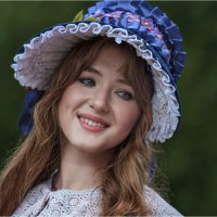 Девушка в шляпке :: Александр Максимов