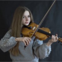 Юная скрипачка Злата Серебрякова :: Александр Максимов