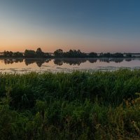 Июльское утро на реке Дубне. :: Виктор Евстратов