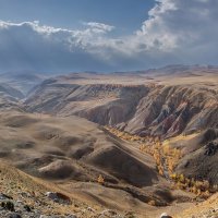 Ущелье ручья Кызыл-Чин :: Виктор Четошников
