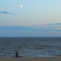 Луна, море,человек. :: веселов михаил 