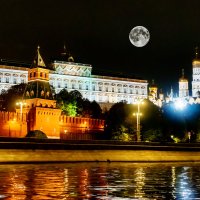 Кремль, ночь, река :: Leo Alex Foto