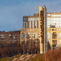Монумент дружбы народов в городе Ижевске :: Леонид Никитин