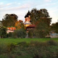 Церковь на горе :: Наталья Шабалина 