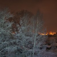 НОЧЬ  ВО  ДВОРЕ :: валерий талашов 