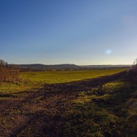 Столбы и лучики света :: M Marikfoto