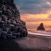 Рейнисфьяра – черный пляж в Исландии... :: Александр Вивчарик