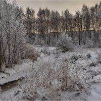"Морозная зимушка у речки"© :: Владимир Макаров