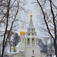 Малый храм Донского монастыря. ( фото с телефона ) :: Константин Анисимов