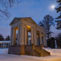 Архангельское. Вечер. :: Николай Галкин 