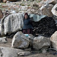 будни женщины Тибета :: older J