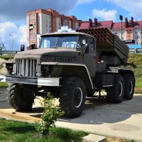 Каменск-Шахтинский. Ракетная система залпового огня БМ - 21 "Град". :: Пётр Чернега