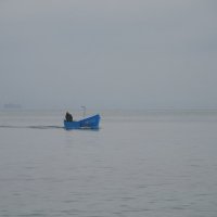 Лодка, туман, Чёрное море, Болгария. :: Евгений Седов