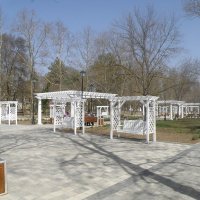 Обновлённый парк в Любимовке :: Александр Рыжов