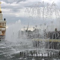 городские украшения фонтаны :: Олег Лукьянов